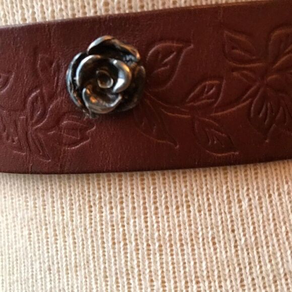 Leather Tack Belt with Silver Flowers and Embossed Leather - Picture 7 of 12